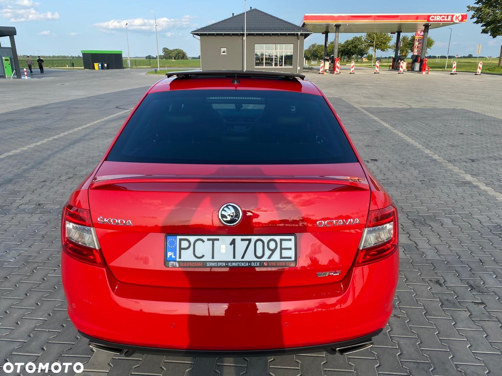 Skoda Octavia 2.0 TSI RS - 7