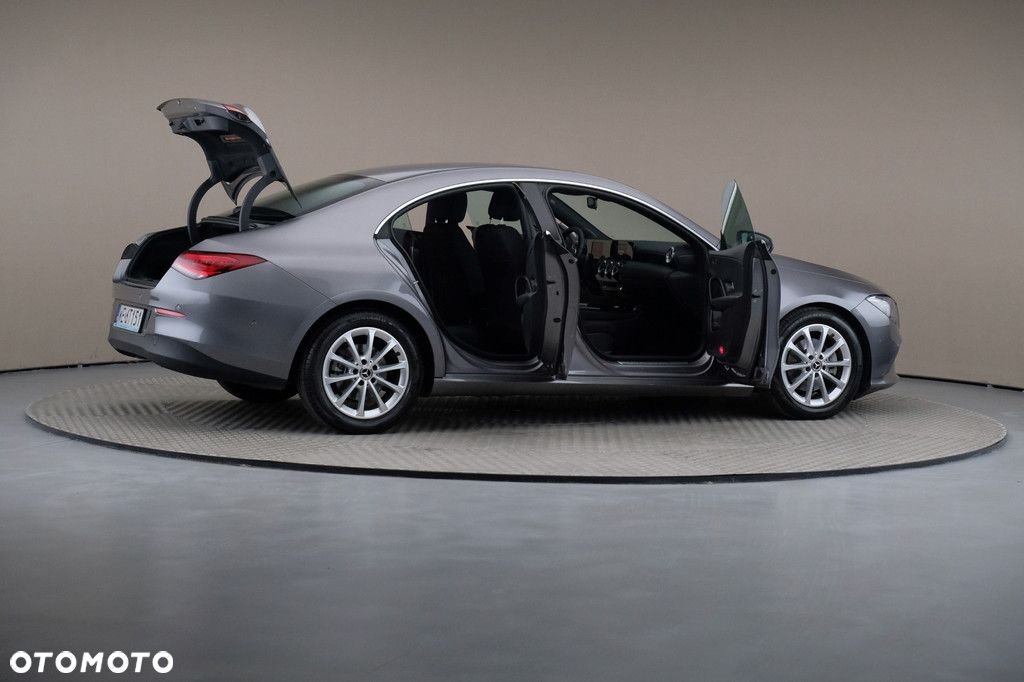 Mercedes-Benz CLA - 6