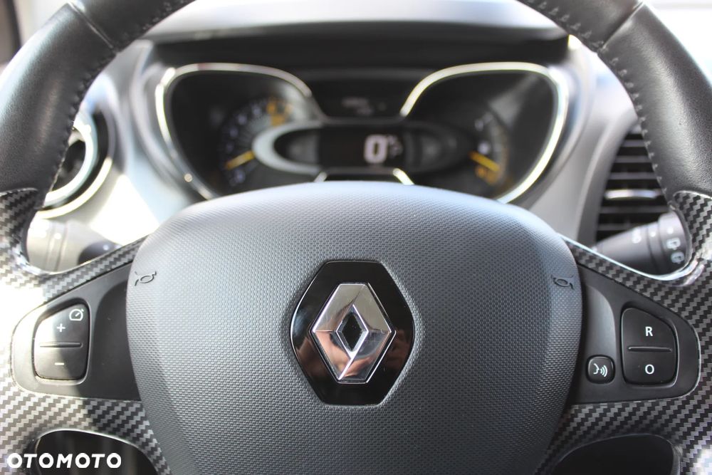 Renault Captur TCe 120 EDC Helly Hansen - 17
