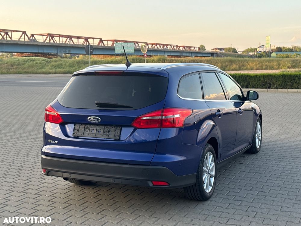 Ford Focus - 9