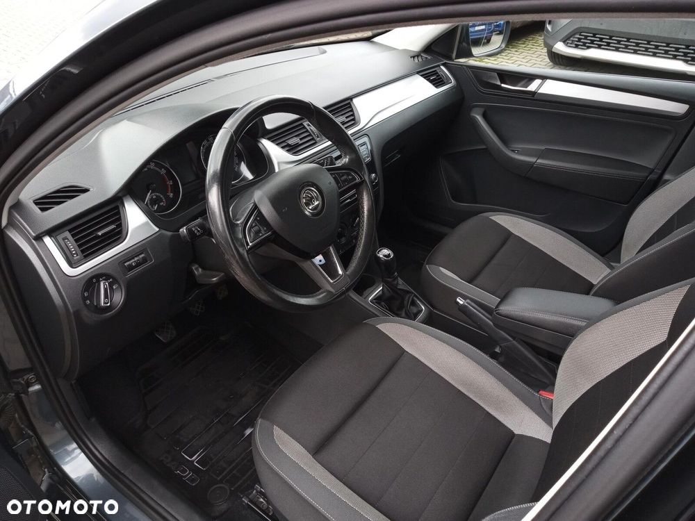 Skoda RAPID 1.0 TSI Ambition - 9