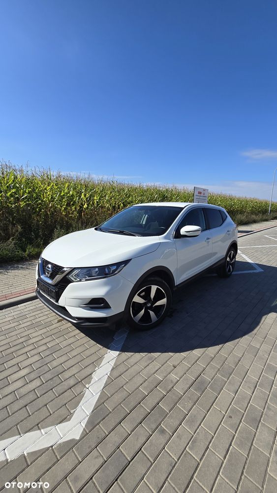 Nissan Qashqai - 1
