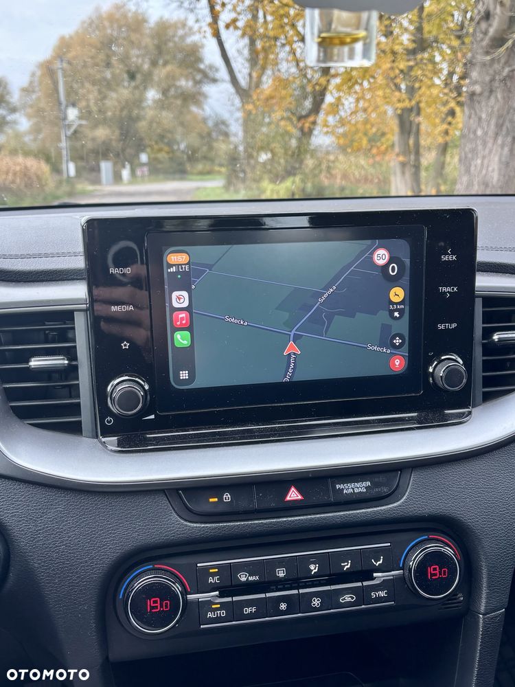 Kia Ceed - 13