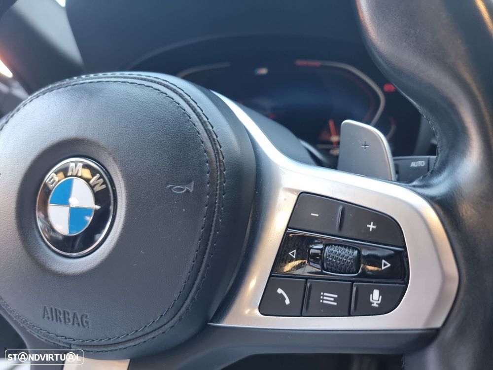 BMW 520 d Pack Desportivo M Auto - 18