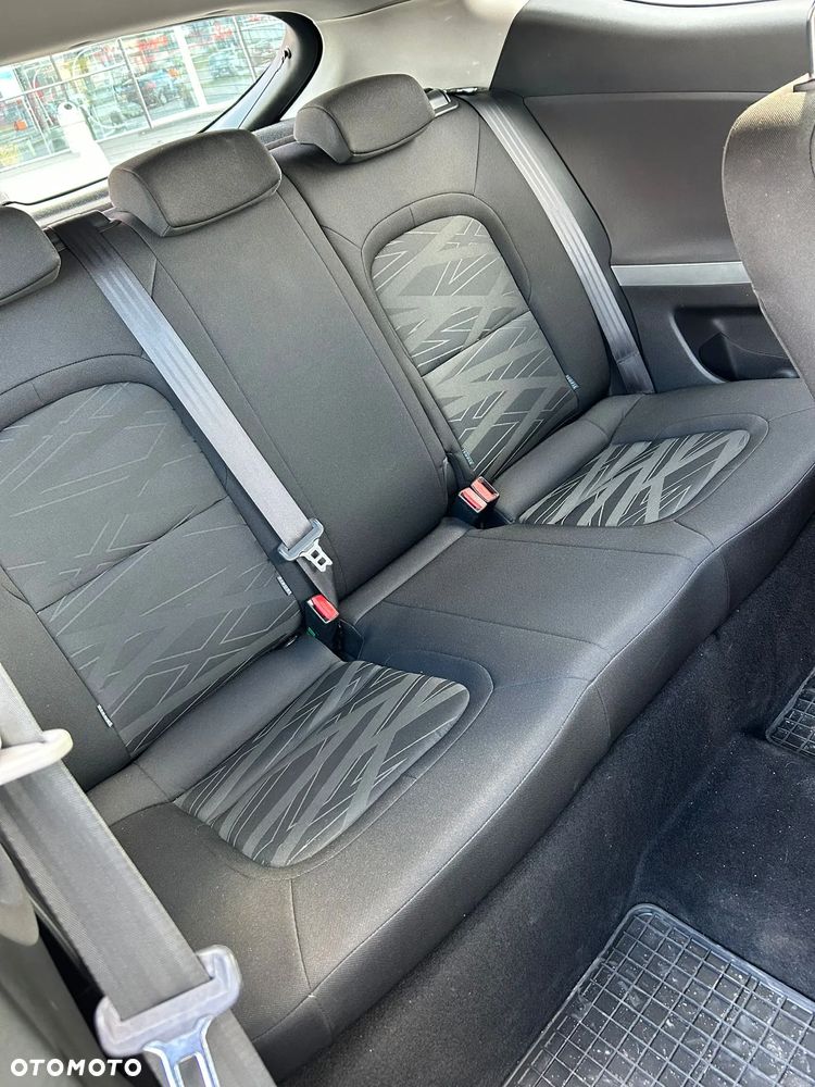 Kia ProCeed 1.6 GDI Edition 7 - 22