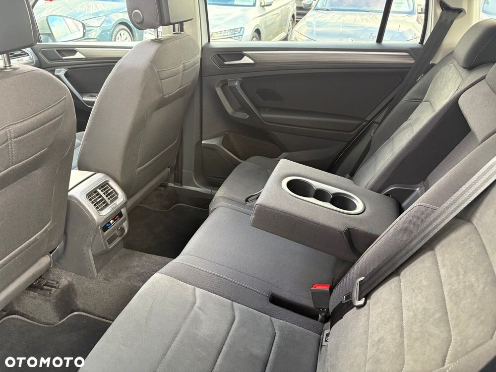 Volkswagen Tiguan Allspace 2.0 TDI 4Mot Elegance DSG - 16