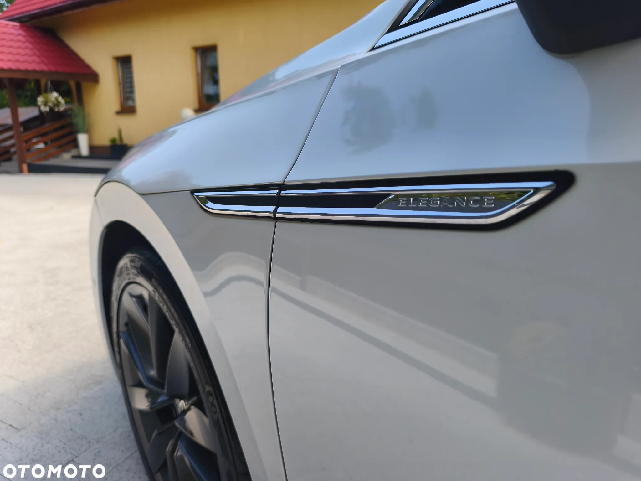 Volkswagen Arteon 2.0 TDI SCR 4Motion DSG Elegance - 13