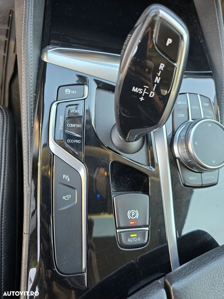 BMW 5 Series 2018 — imagine 35