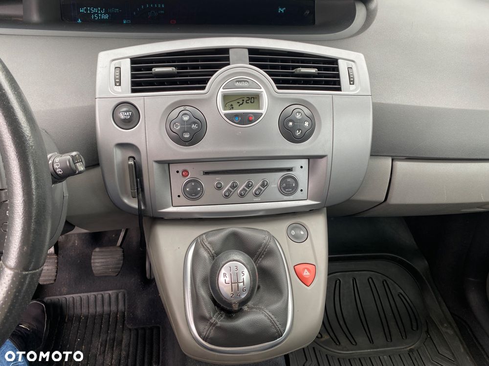 Renault Scenic 1.6 16V Alize - 12