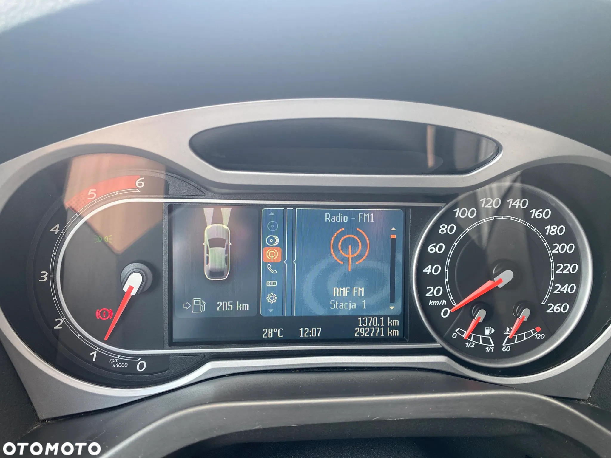 Ford S-Max 2.0 TDCi Titanium - 9