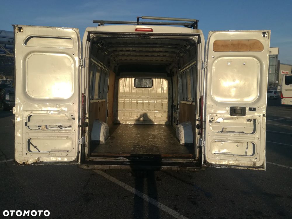 Fiat DUCATO MAXI 2,3 MultiJet ( 150 KM ) 2012r Klimatyzacja , Tempomat, Hak, FA-VAT 23%, Czujniki , Zadbany - 16