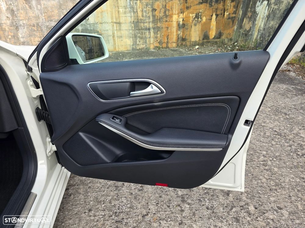 Mercedes-Benz A 220 CDI BE Urban Aut.113g - 19