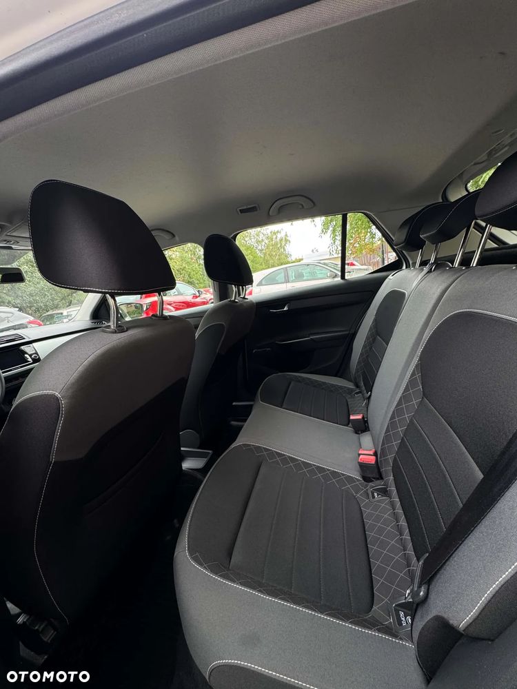 Skoda Fabia 1.0 Ambition - 12
