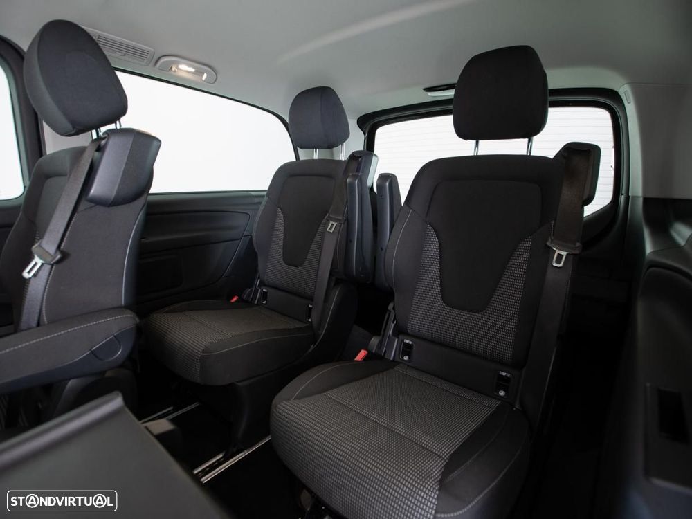 Mercedes-Benz EQV 300 Longa - 11