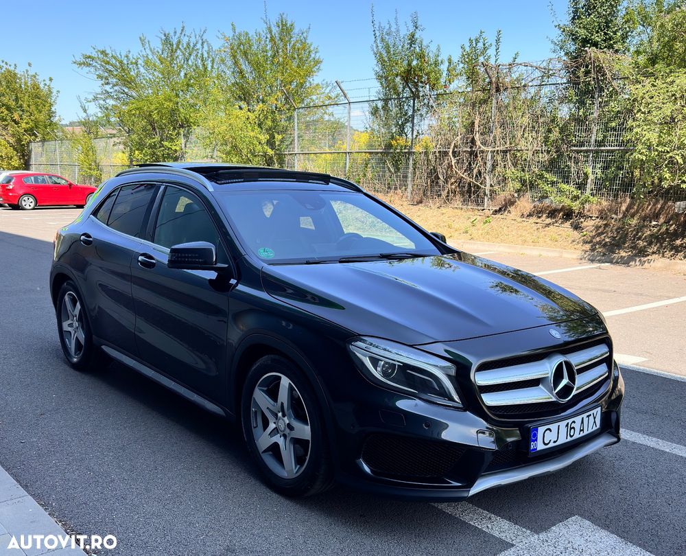 Mercedes-Benz GLA 220 d 4MATIC 7G-DCT AMG Line - 33