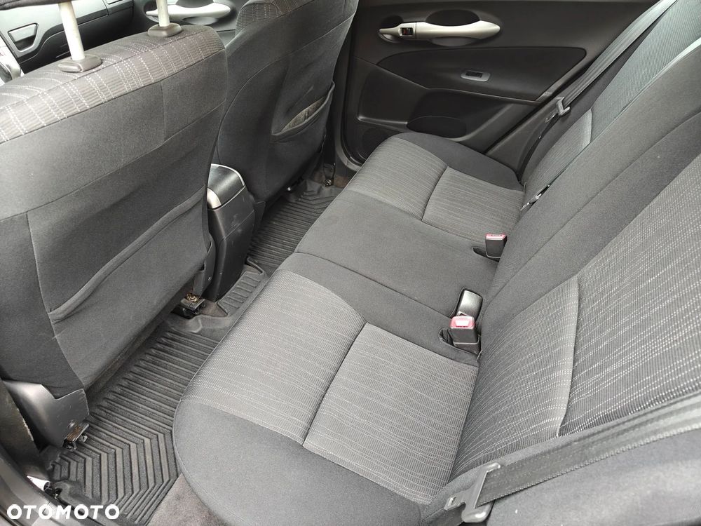 Toyota Auris - 5