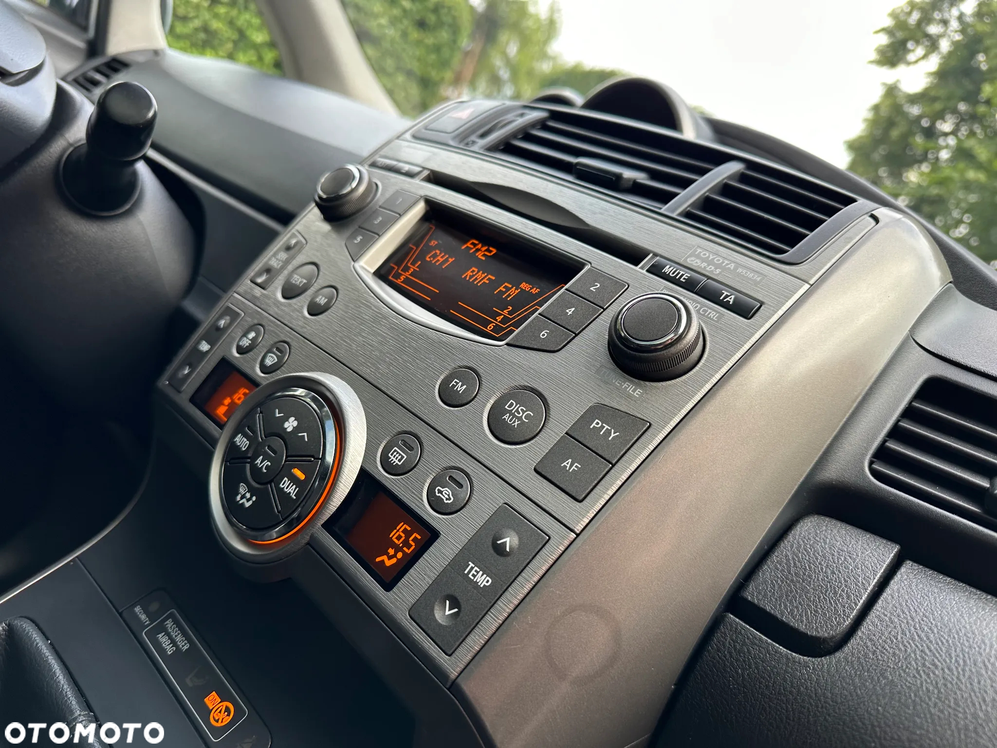 Toyota Verso 2.0 D-4D Luna 7os - 35