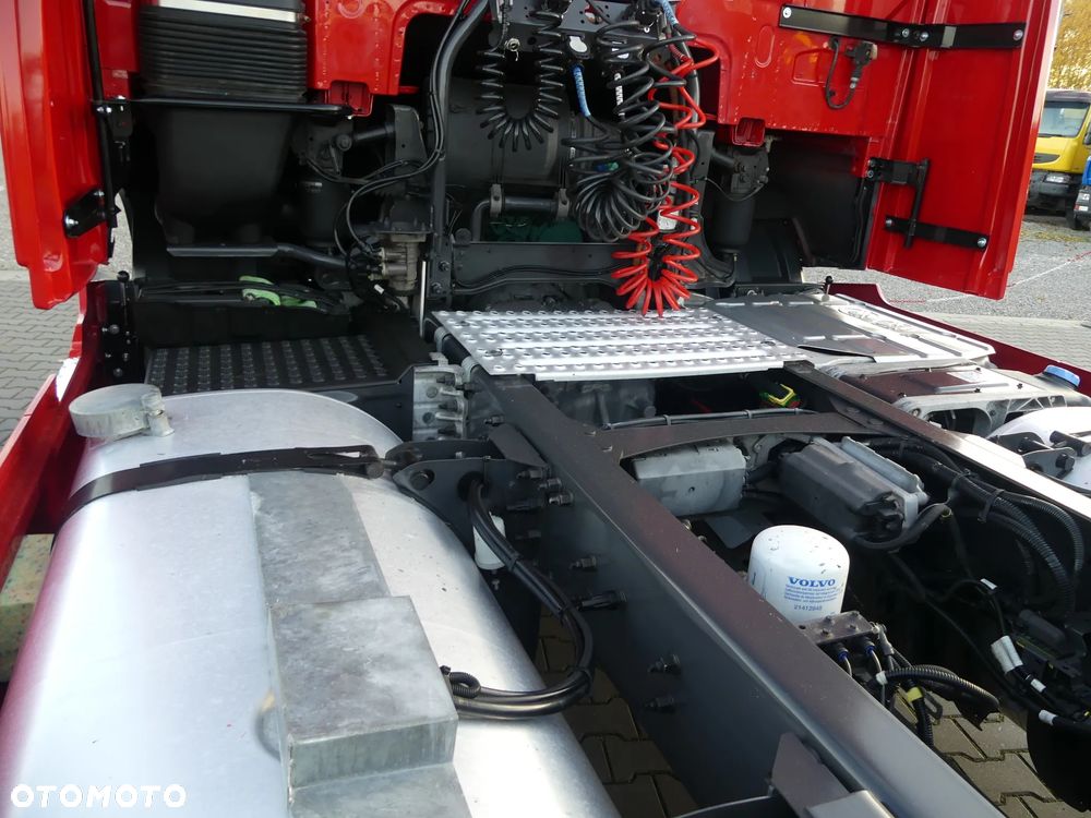 Volvo FH4 460 / EURO 6 / AUTOMAT / PEŁNY ADR / I -SHIFT / - 13