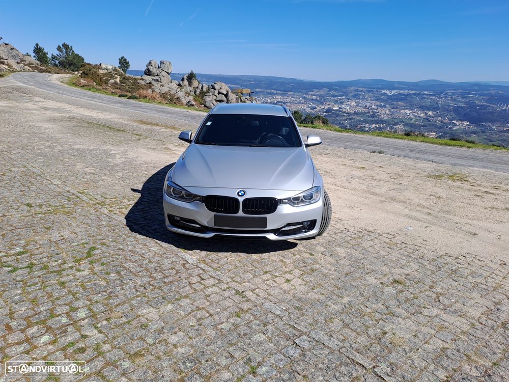 BMW 320 d Line Sport - 2