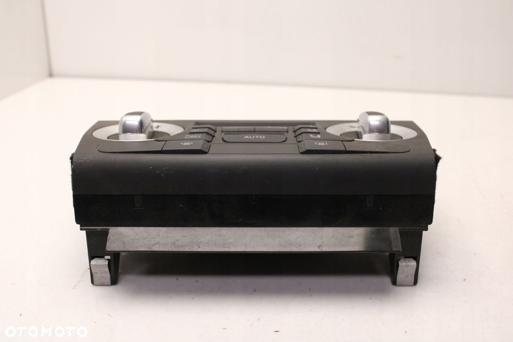 audi a3 8p lift 08r- panel klimatyzacji nawiewu 8p0820043bm - 5
