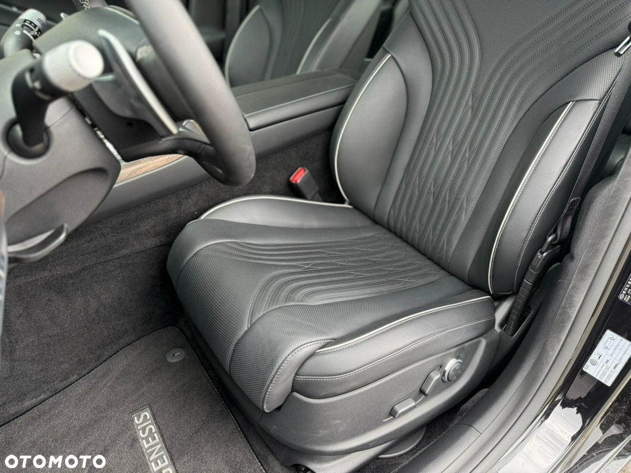 Genesis G80 - 9