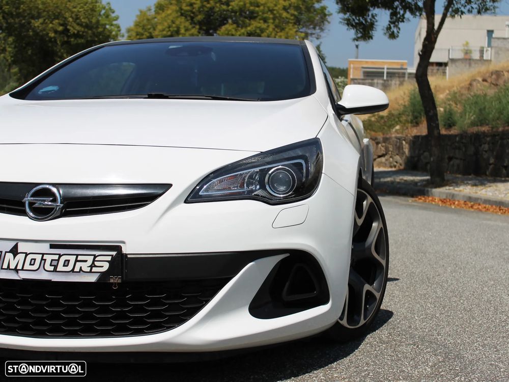 Opel Astra GTC OPC S&S - 17