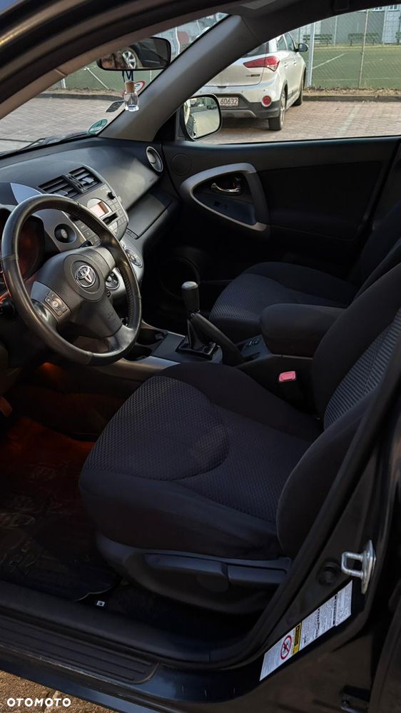 Toyota RAV4 2.0 4x4 - 9