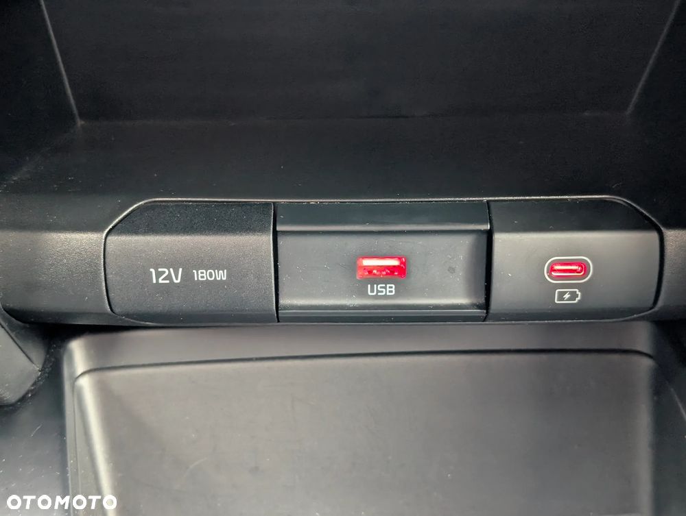 Kia XCeed 1.5 T-GDI M - 29