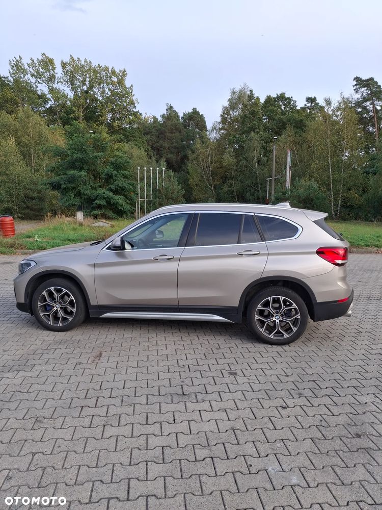 BMW X1 sDrive18d - 8