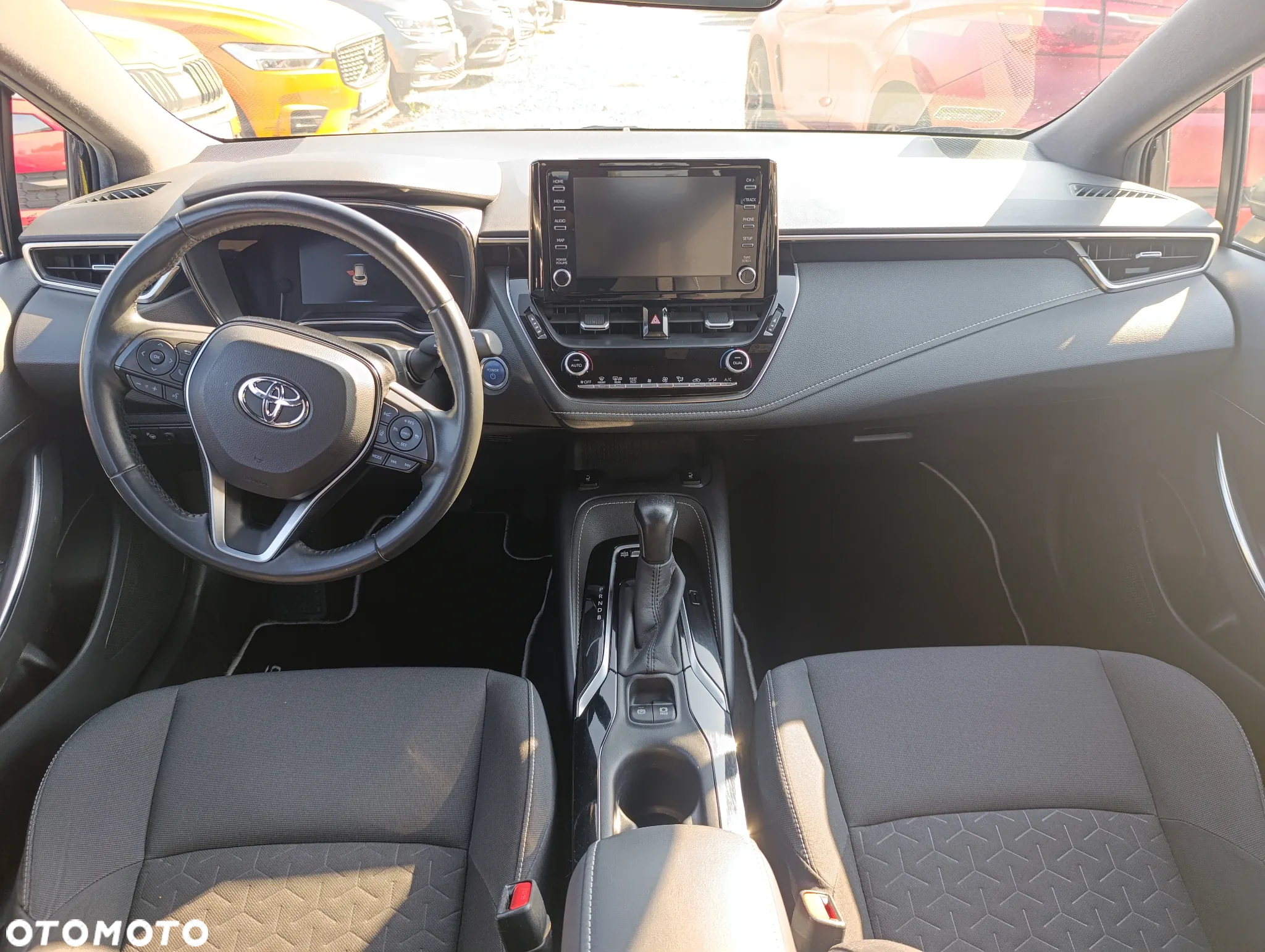 Toyota Corolla 1.8 Hybrid Comfort - 8