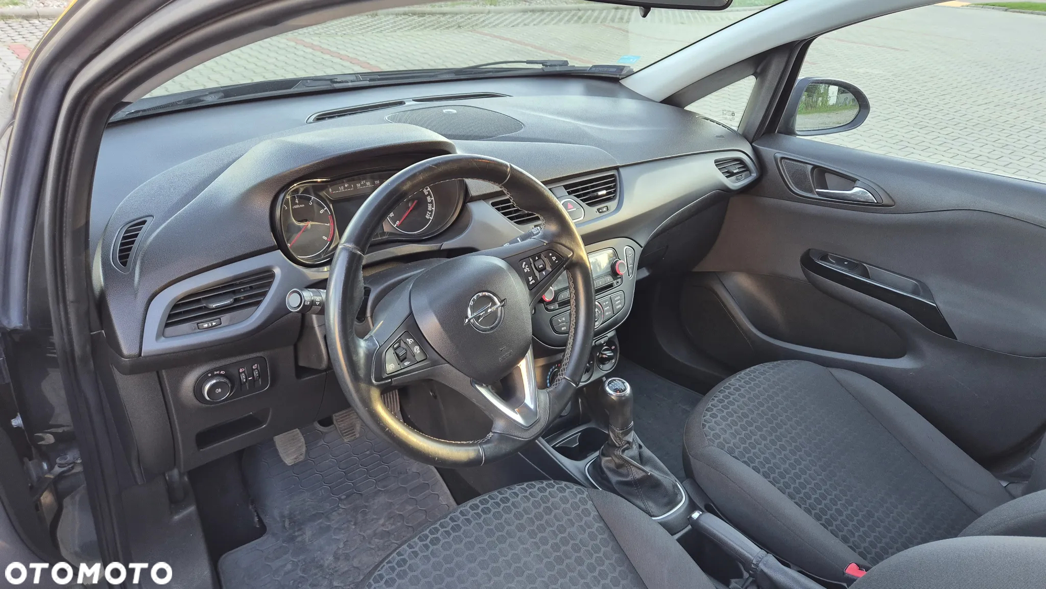 Opel Corsa 1.4 Enjoy - 8