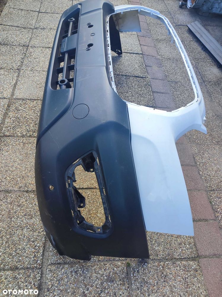 Ford Transit MK8 zderzak przedni PDC