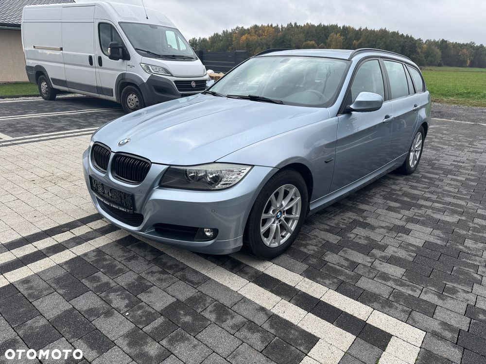 BMW Seria 3 318d - 1