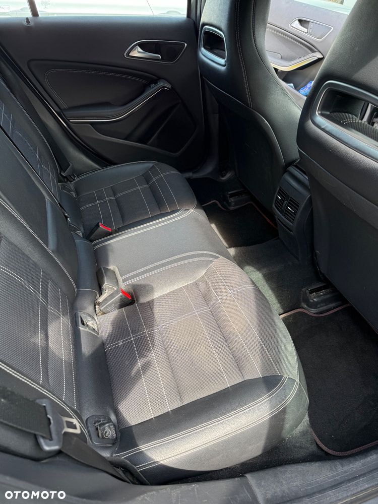 Mercedes-Benz Klasa A 200 CDI 7G-DCT - 11