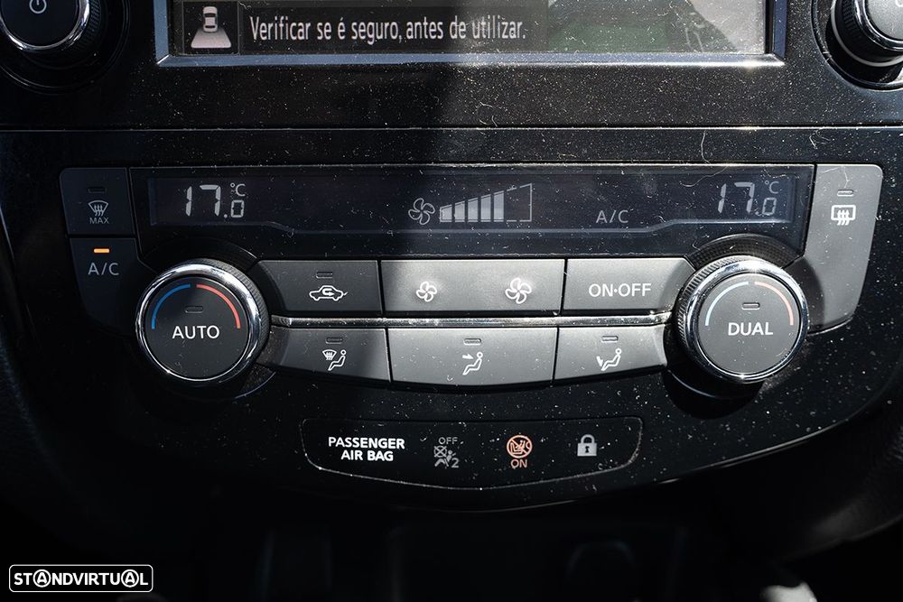 Nissan Qashqai 1.3 DIG-T N-Connecta DCT - 9