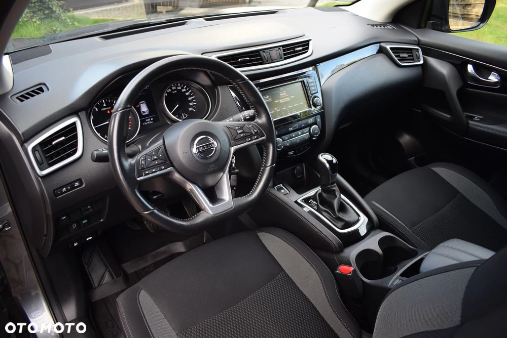 Nissan Qashqai - 23