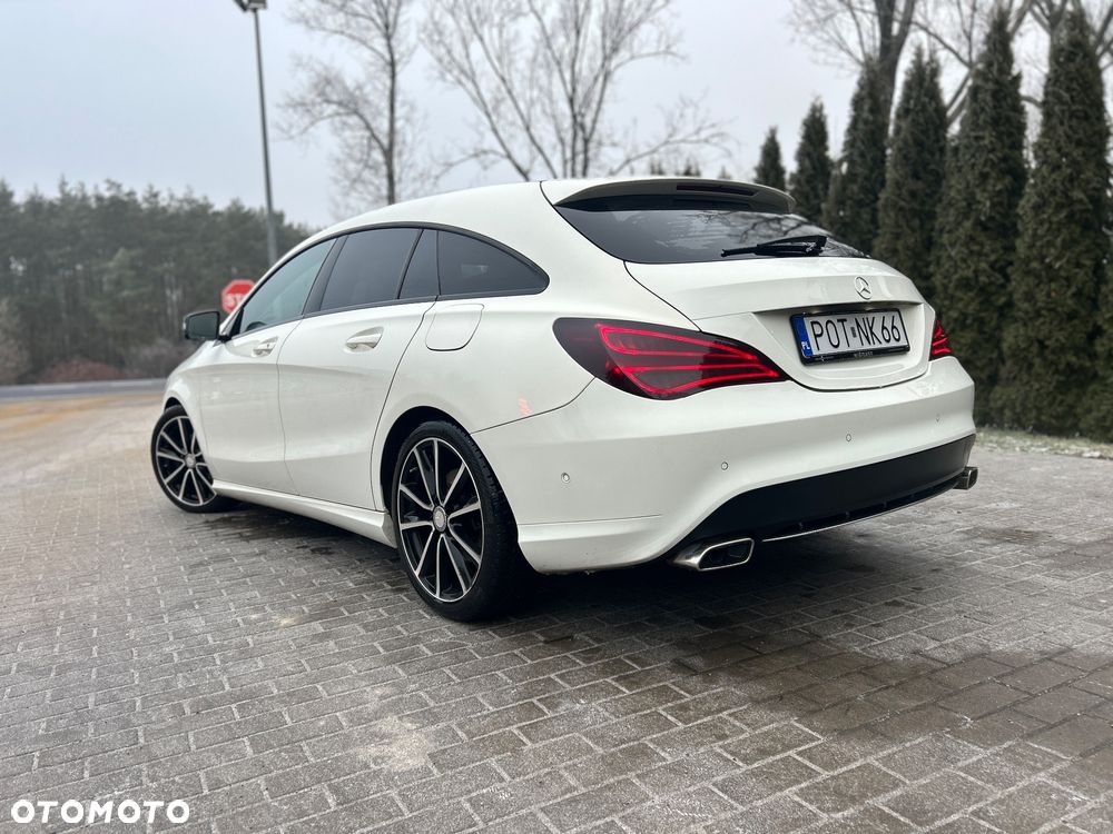 Mercedes-Benz CLA 220 d 7G-DCT Peak Edition - 4