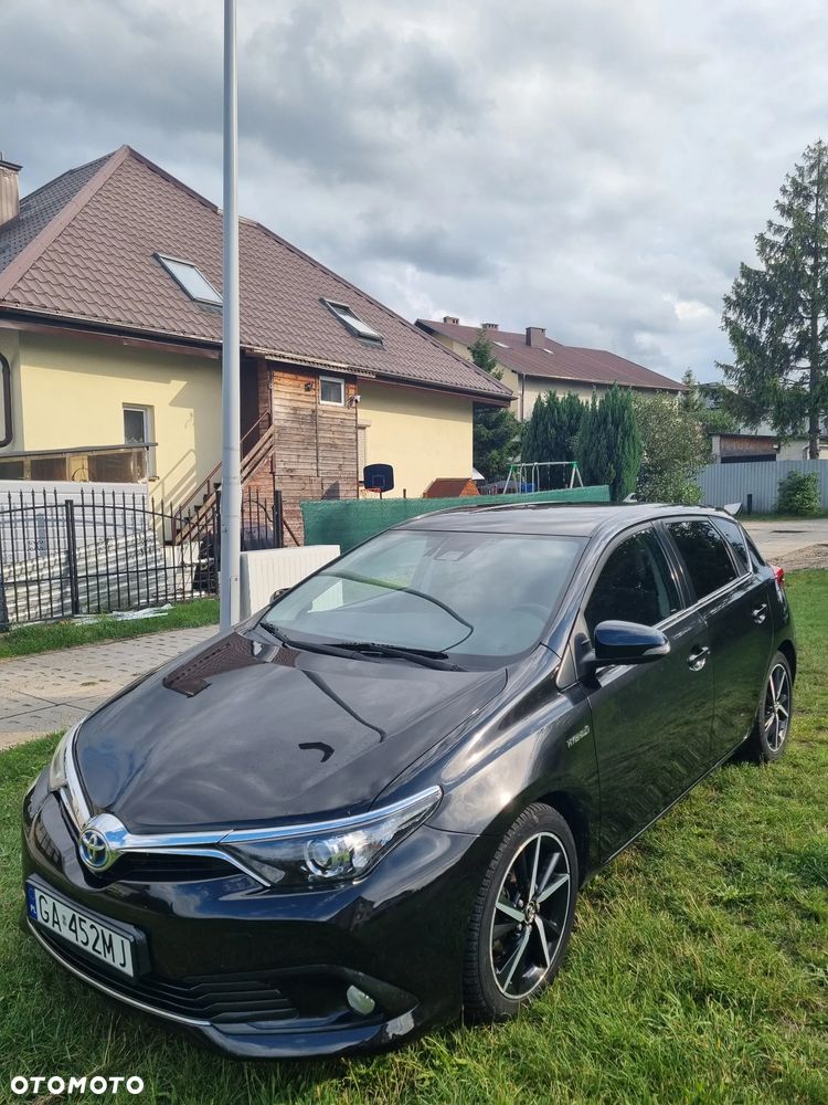 Toyota Auris - 1