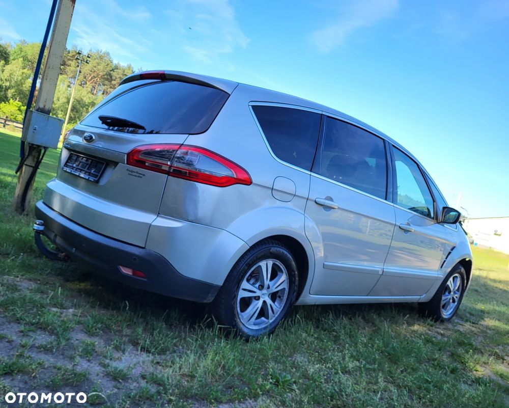 Ford S-Max 2.0 TDCi DPF Titanium - 4