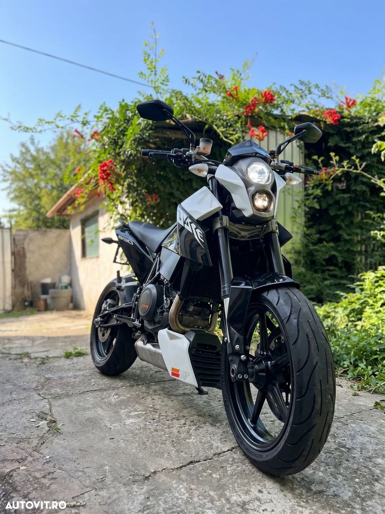 KTM 690 Duke - 4