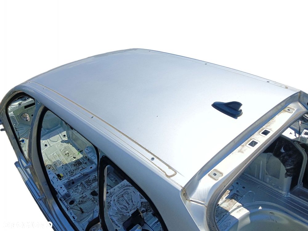 DACH SKODA OCTAVIA IV KOMBI LAK: LA7W (19-24) - 6