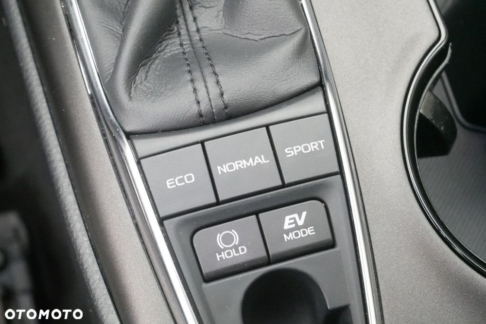 Toyota Camry 2.5 Hybrid Comfort CVT - 19