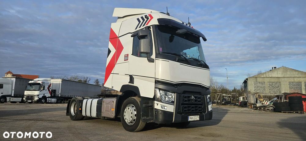 Renault Gama T-460 - 4