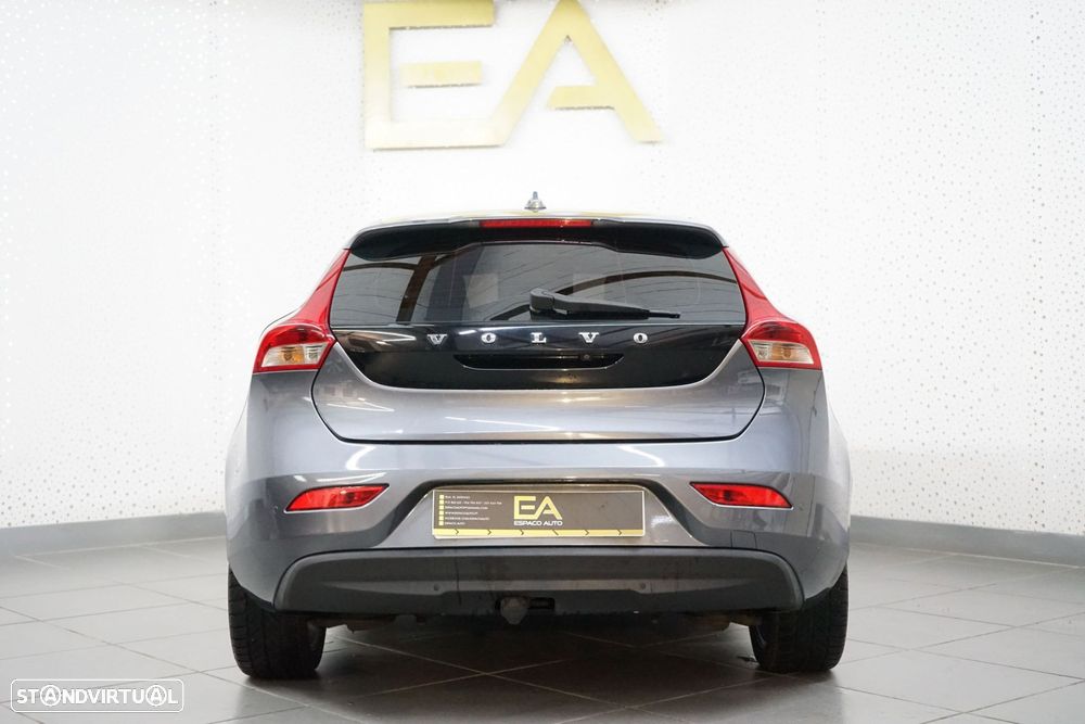 Volvo V40 1.6 D2 Summum - 5