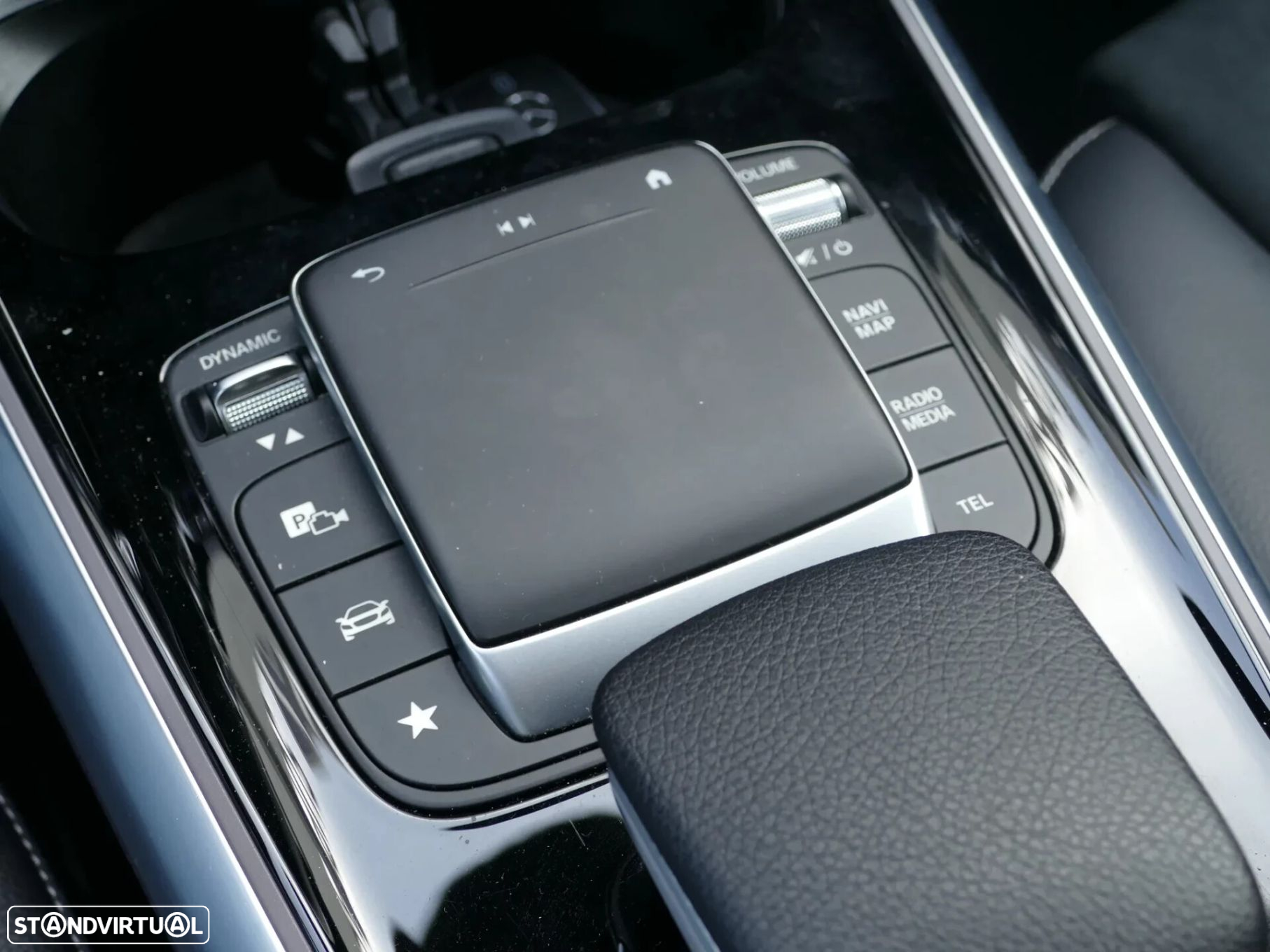 Mercedes-Benz B 250 e AMG Line - 21
