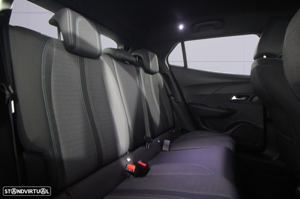 Peugeot e-2008 50 kWh Allure - 12