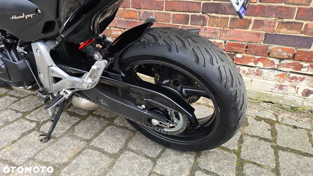 Honda Hornet - 12