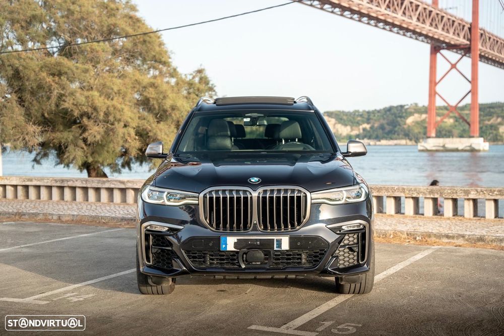 BMW X7 M50d - 1