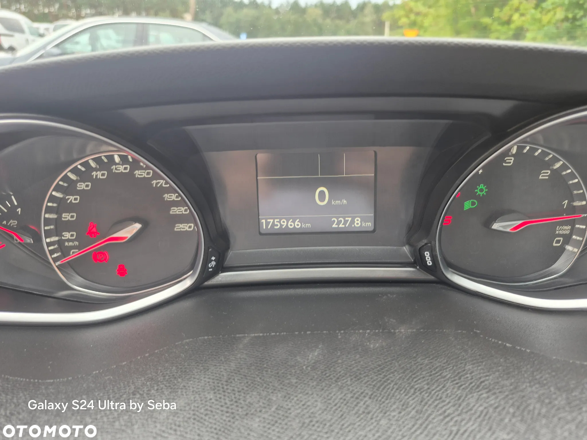 Peugeot 308 1.5 BlueHDi Allure Pack S&S - 16