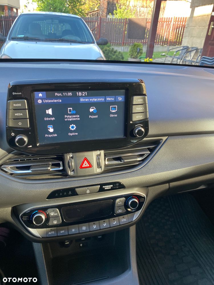 Hyundai i30 1.5 DPI Smart - 10
